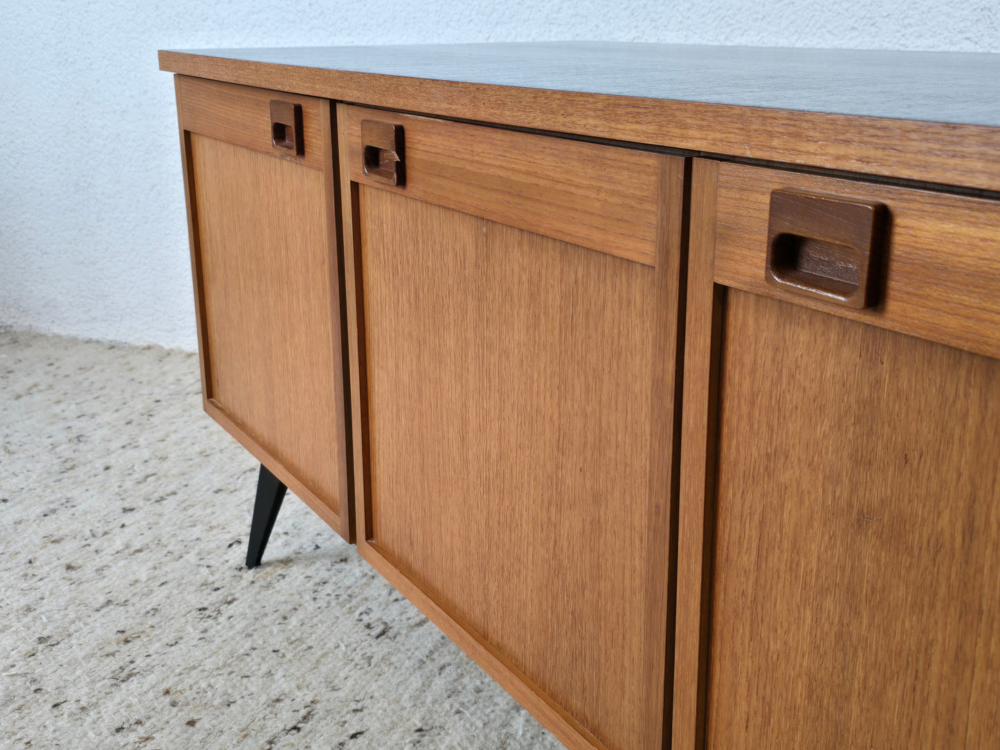 SEN SIDEBOARD Tv Teak Holz vintage Kommode Hi-fi Lowboard schwarz