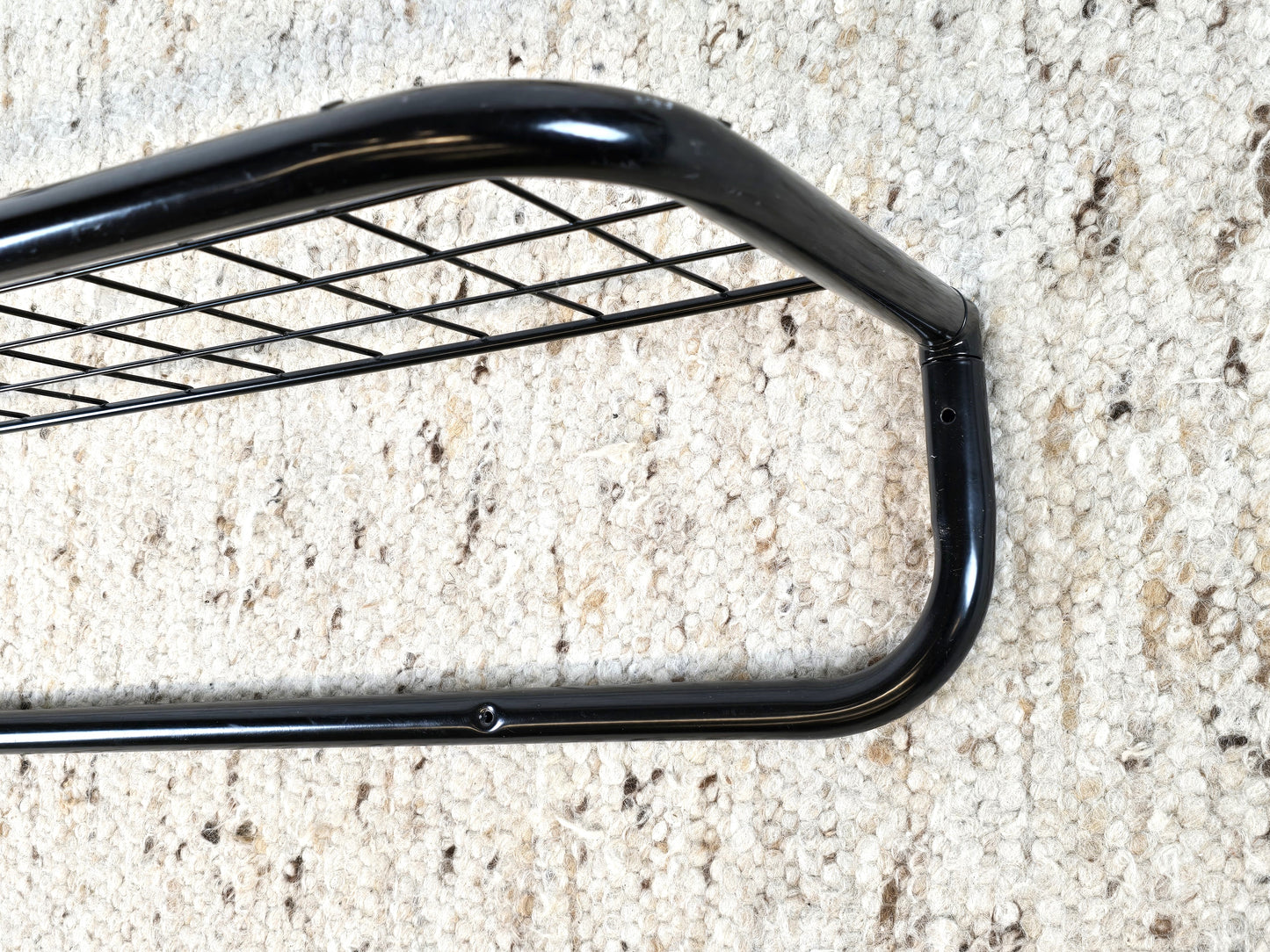 NIELS GAMMELGARD GARDEROBE 1970er vintage hutablage string flur schwarz metall