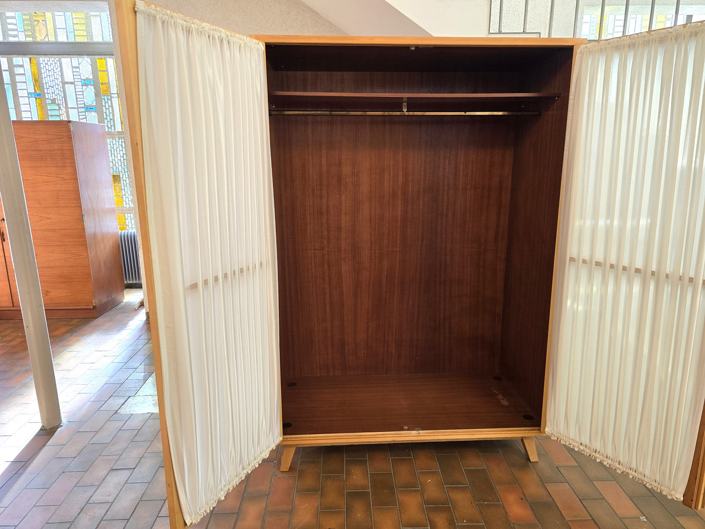 VINTAGE KLEIDERSCHRANK vitrine rüster holz schrank glas mid century 1960s