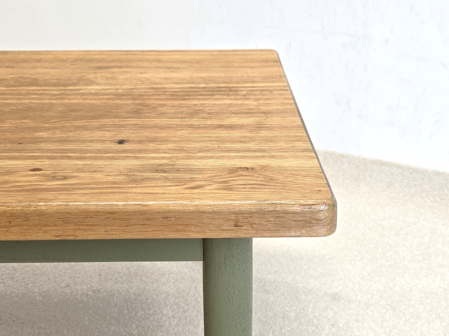 VINTAGE COFFEETABLE couchtisch sofa wohnzimmertisch holz massiv grün