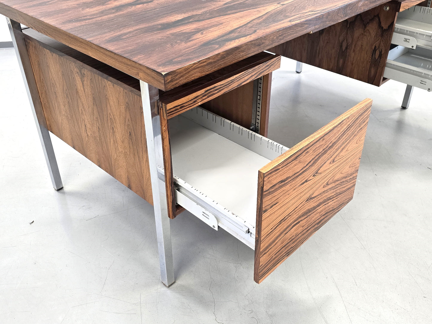 PALISANDER SCHREIBTISCH chrom mid century vintage büro holz bus