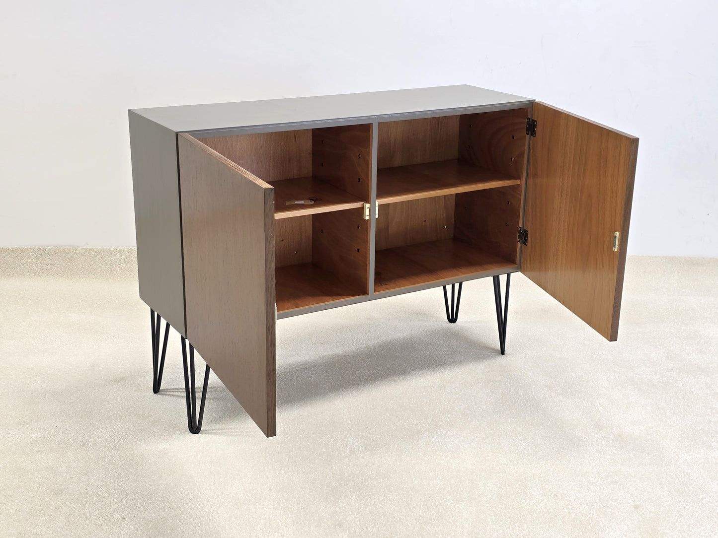 MID CENTURY SIDEBOARD nussbaum holz kommode tv board low hifi vintage wohnzimmer