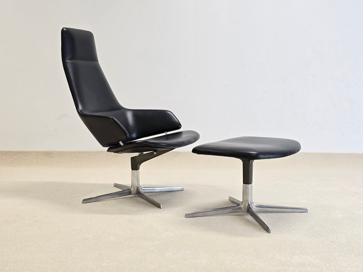 ARPER ITALY SESSEL tv lese stuhl hocker designer schwarz leder