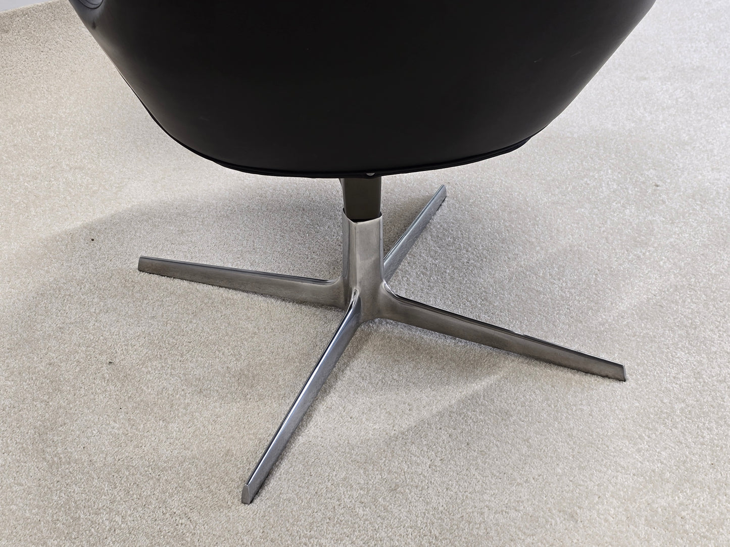 ARPER ITALY SESSEL tv lese stuhl hocker designer schwarz leder