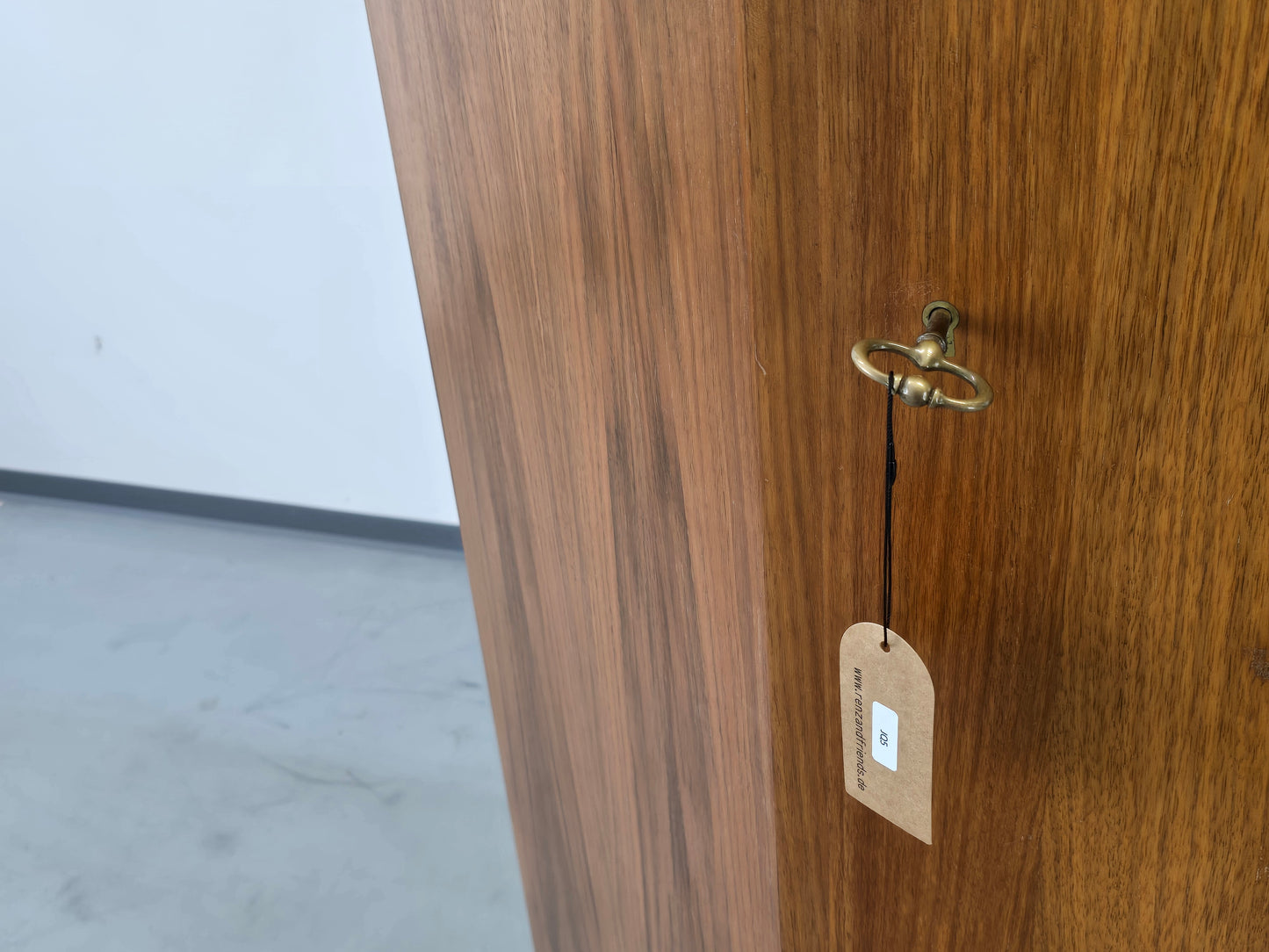 NUSSBAUM KLEIDERSCHRANK eckschrank vintage schrank holz mid century schlafzimmer