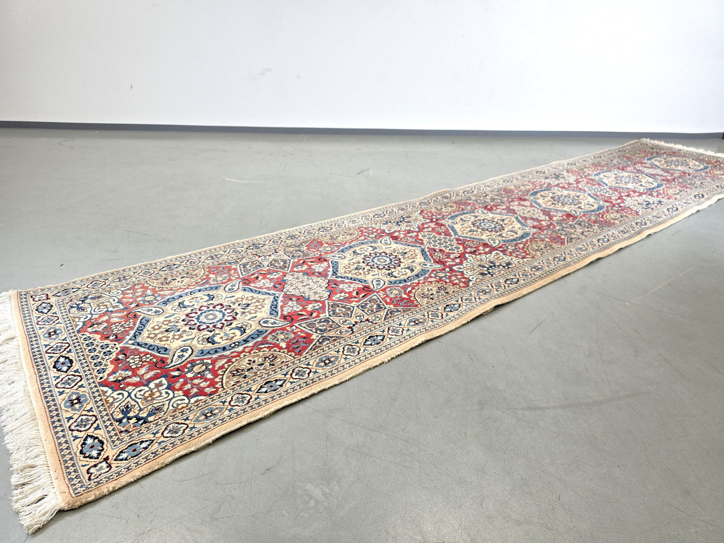 PERSER TEPPICH FLUR lang orient handgeknüpft vintage boden nain 400x85