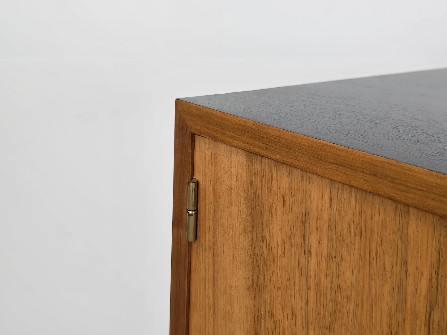 MID CENTURY SIDEBOARD nuss holz vintage kommode tv board