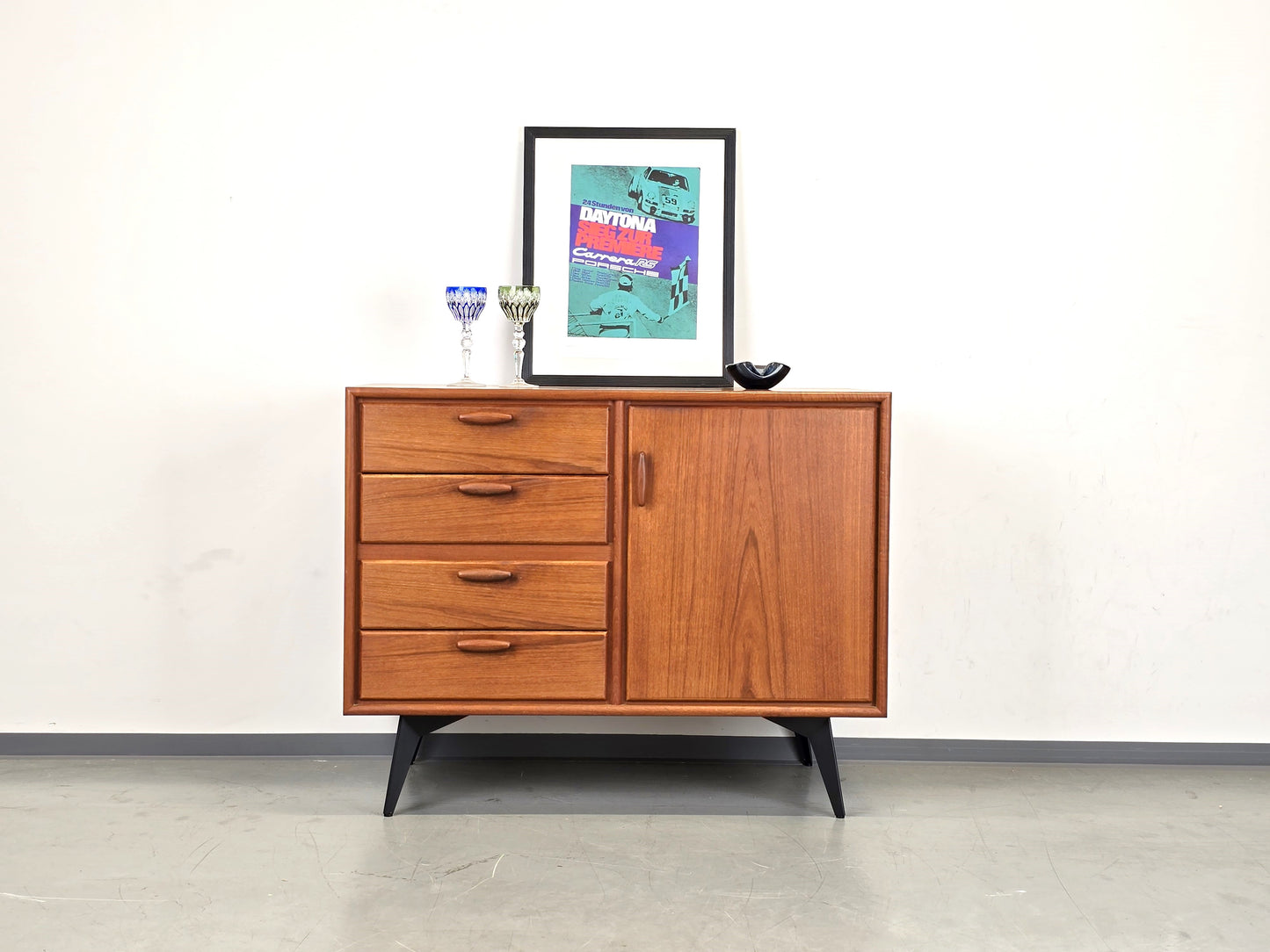 RIESTENPATT TEAK SIDEBOARD kommode tv board vintage kleider schubladen