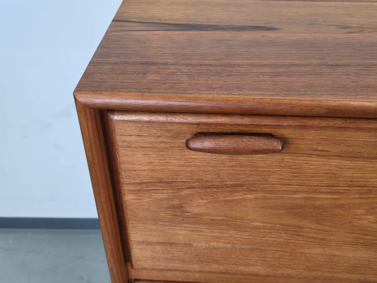 RIESTENPATT TEAK SIDEBOARD kommode tv board vintage kleider schubladen