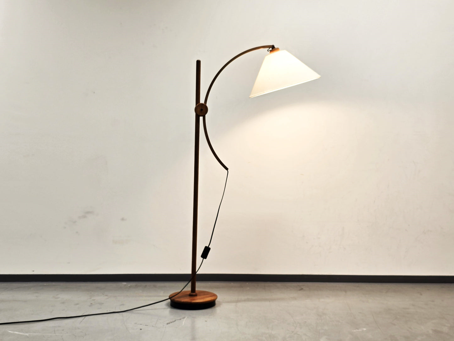 DOMUS TEAK STEHLAMPE leuchte lampe steh holz vintage designer