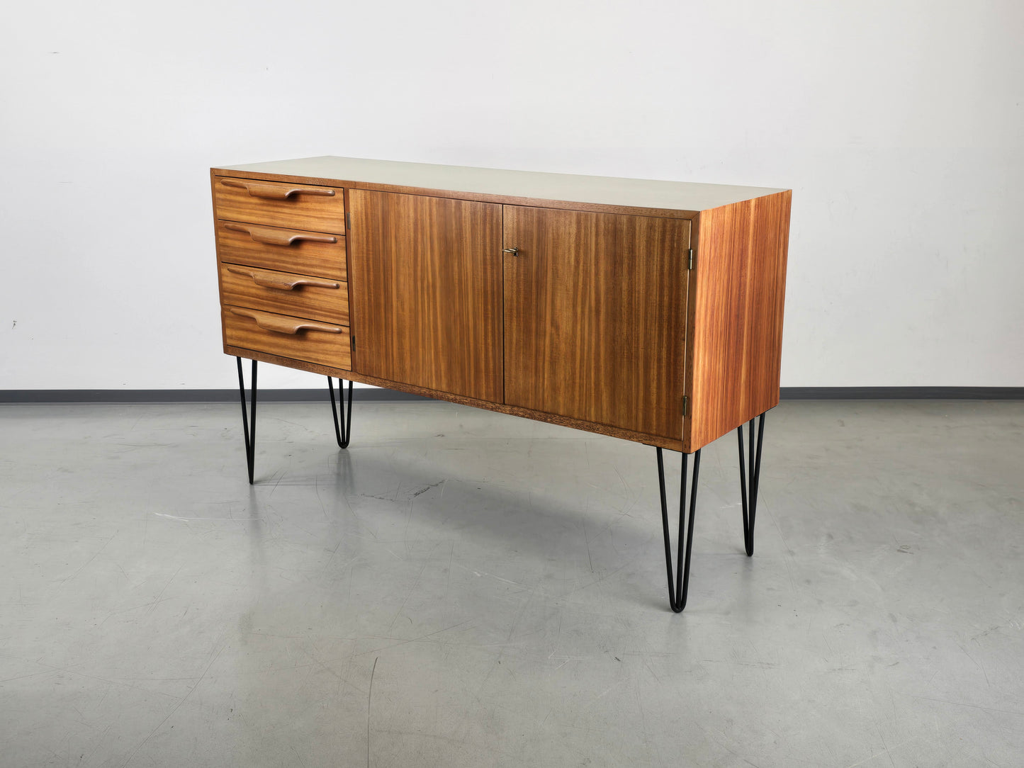MID CENTURY SIDEBOARD tv holz nussbaum board vintage kommode wohnzimmer