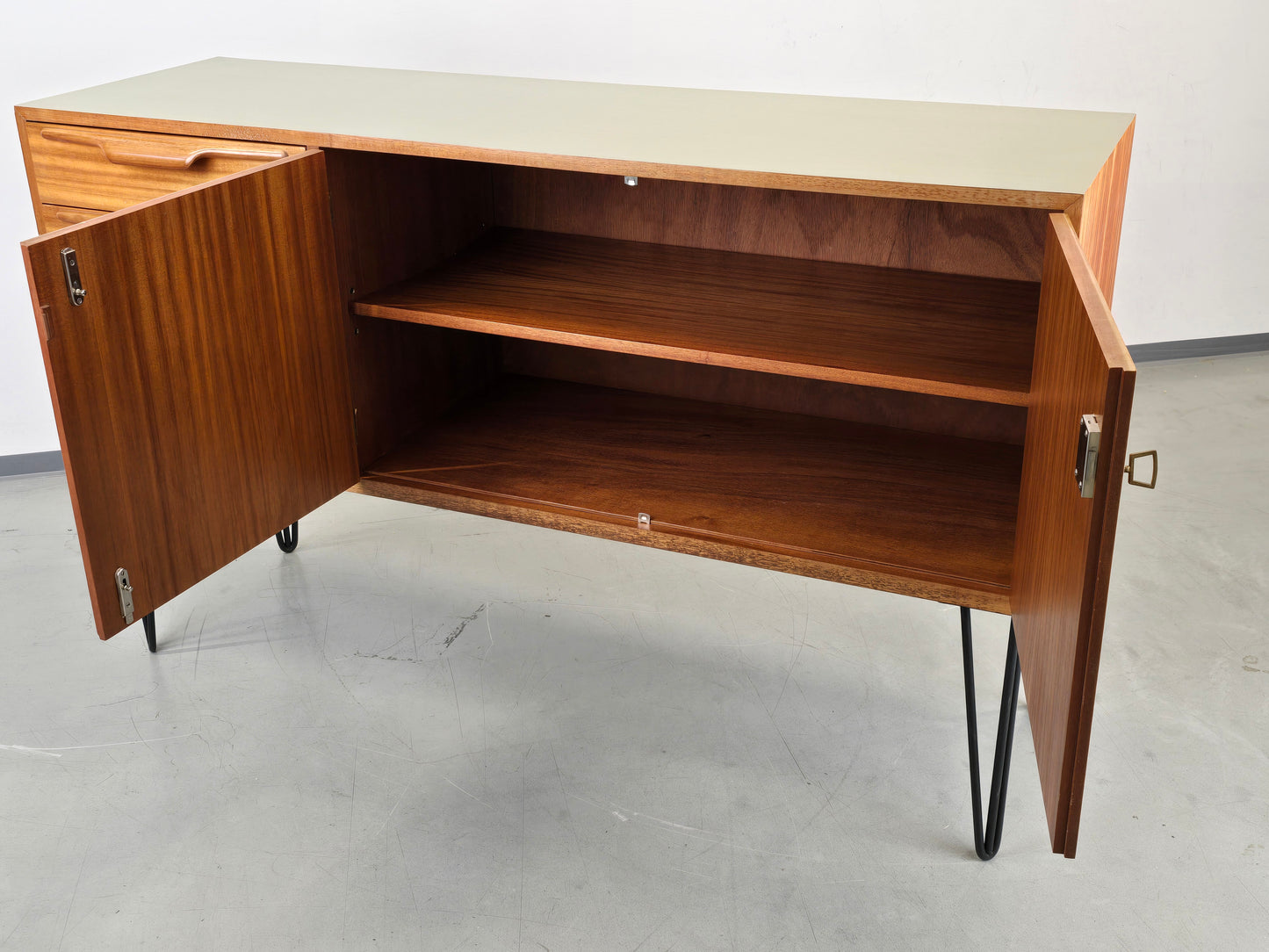 MID CENTURY SIDEBOARD tv holz nussbaum board vintage kommode wohnzimmer