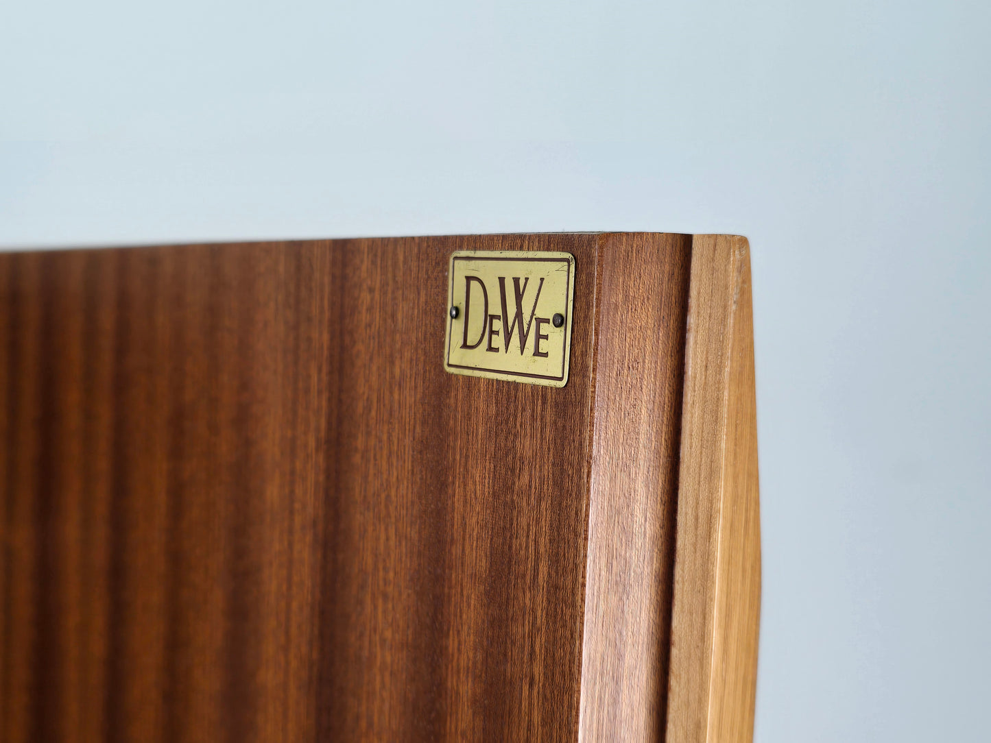 DeWe KLEIDERSCHRANK schrank holz rüster vintage mid century 1960er kommode