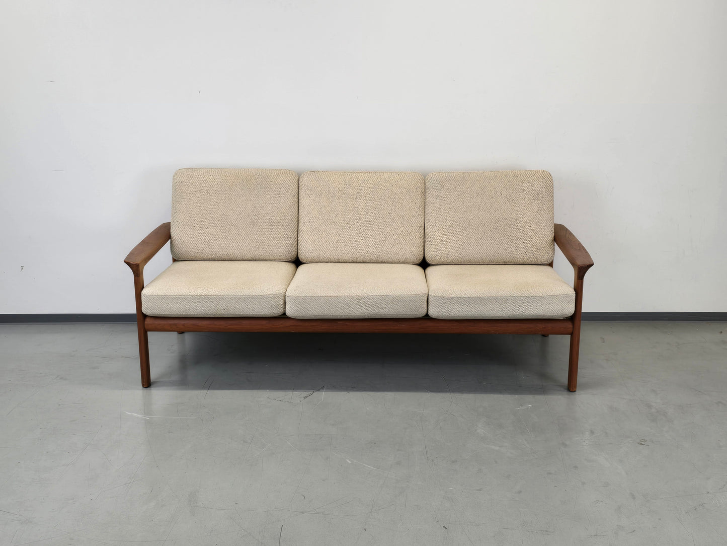 SVEN ELLEKAER SOFA 3er couch tv armchair vintage teak holz komfort denmark sessel