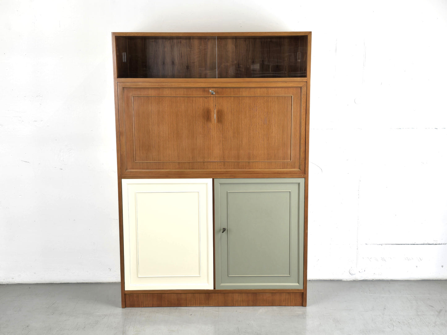 VINTAGE SEKRETÄR nussbaum holz gero schrank kommode vitrine minibar schreibtisch