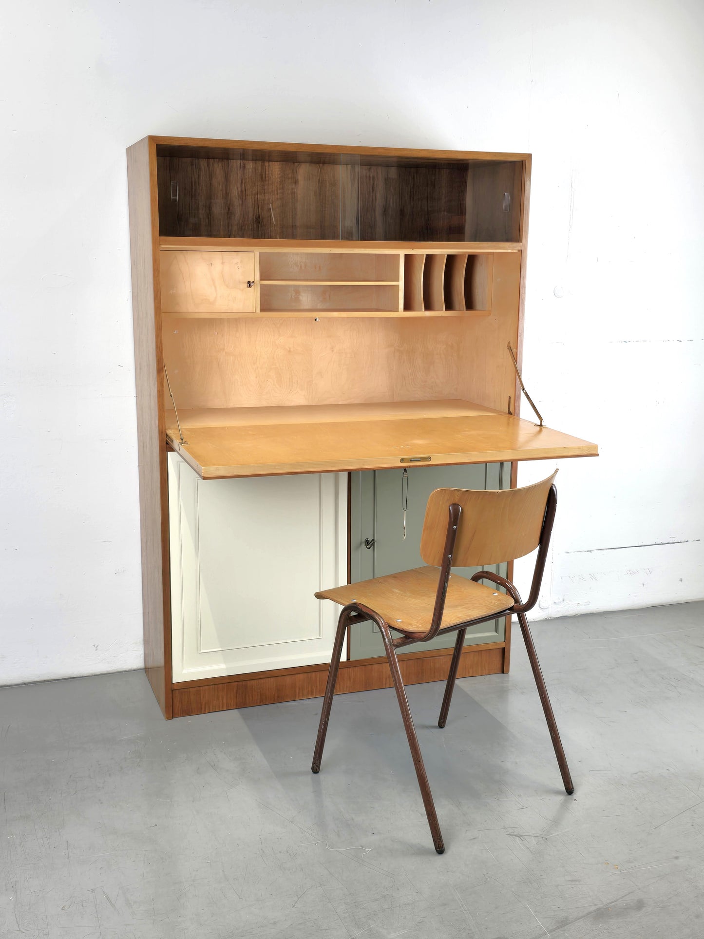 VINTAGE SEKRETÄR nussbaum holz gero schrank kommode vitrine minibar schreibtisch