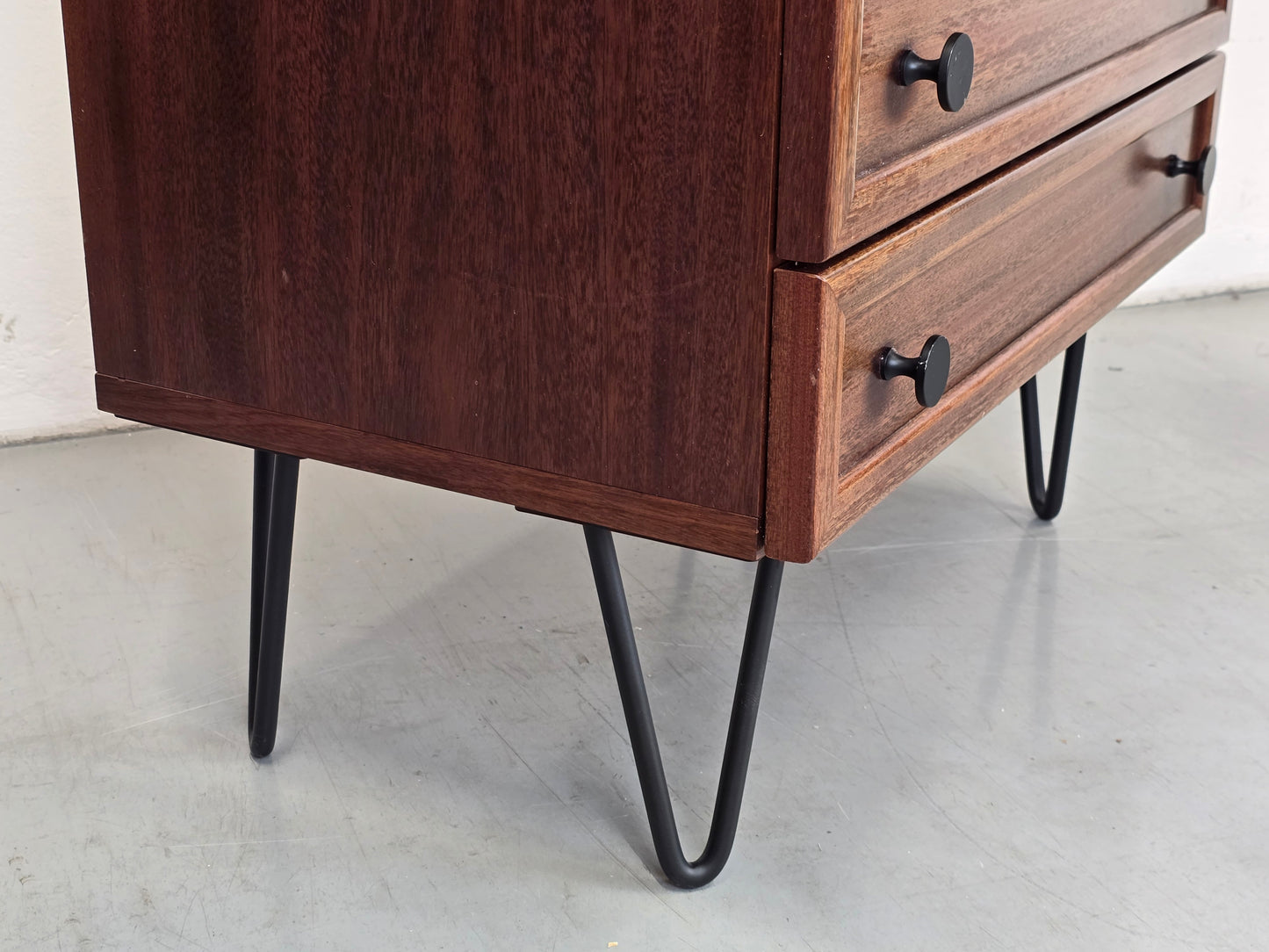 MID CENTURY NACHTTISCH SET 2er kommode schlafzimmer vintage holz schubladen mahagoni