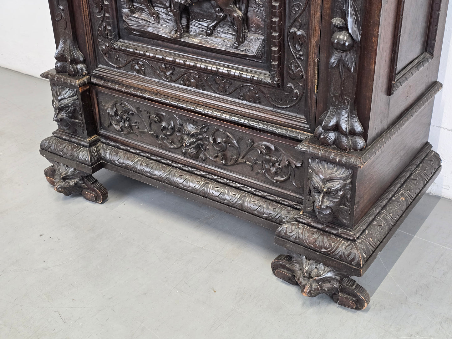 ANTIK SCHRANK Buffet vintage antique holz 1840 handgeschnitzt Renaissance