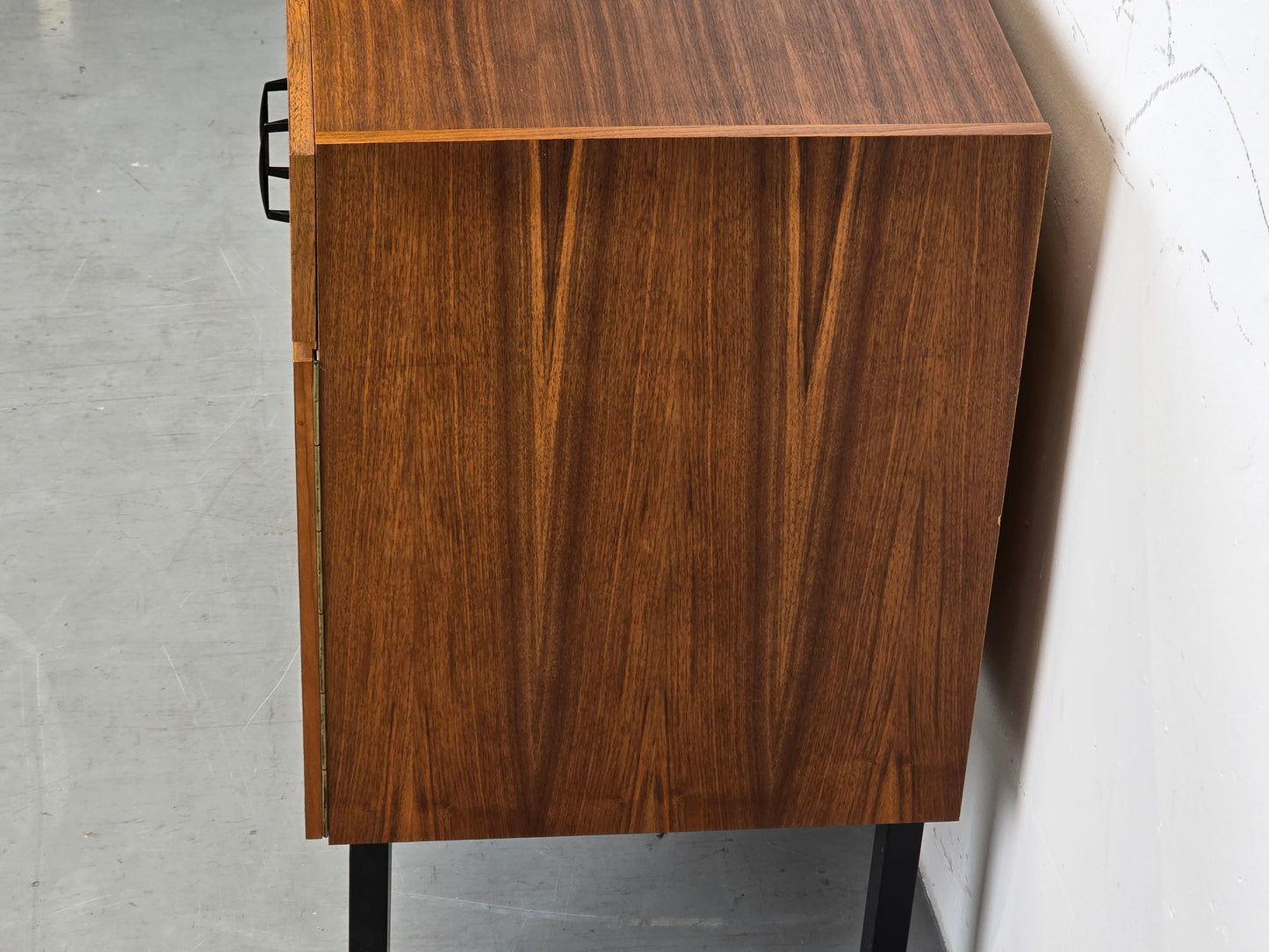 VINTAGE KOMMODE schuh tv sideboard holz nussbaum ddr 1960er retro schränkchen