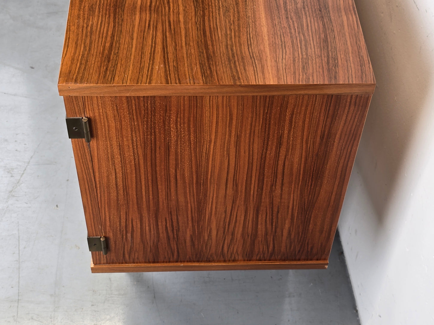 MUSTERRING SIDEBOARD vintage holz nussbaum kommode tv board hifi plattenspieler