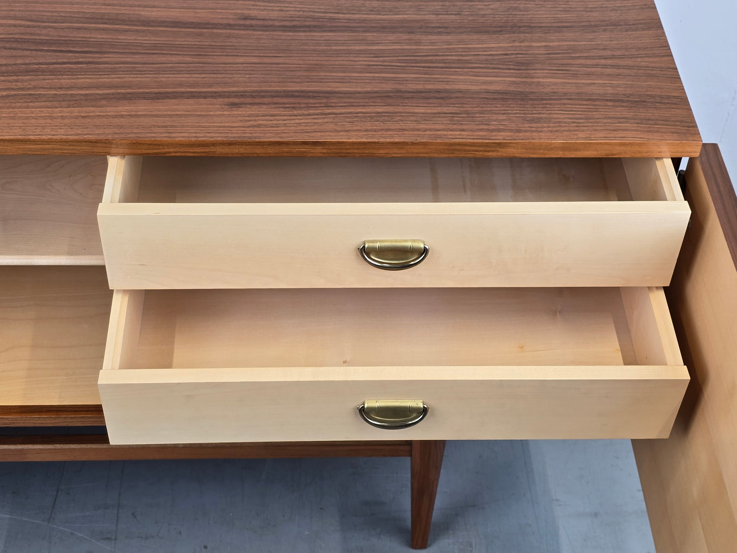 MUSTERRING SIDEBOARD vintage holz nussbaum kommode tv board hifi plattenspieler
