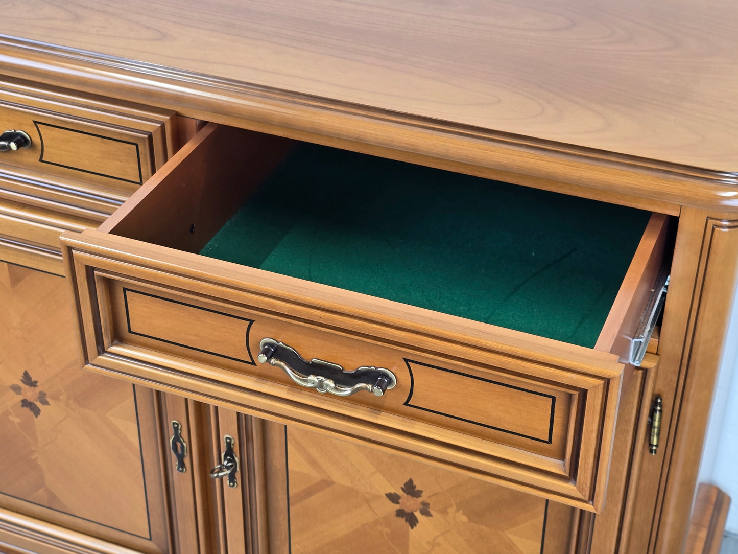 KIRSCHBAUM KOMMODE vintage sideboard schrank buffet geschier holz antik