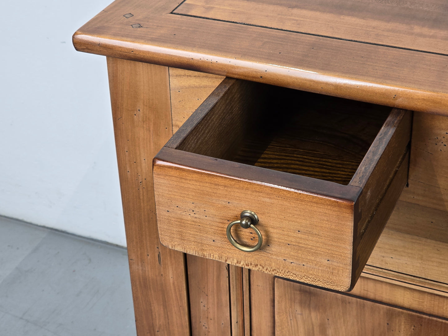 DOMICIL SIDEBOARD vintage nussbaum holz kommode tv board anrichte mediterran