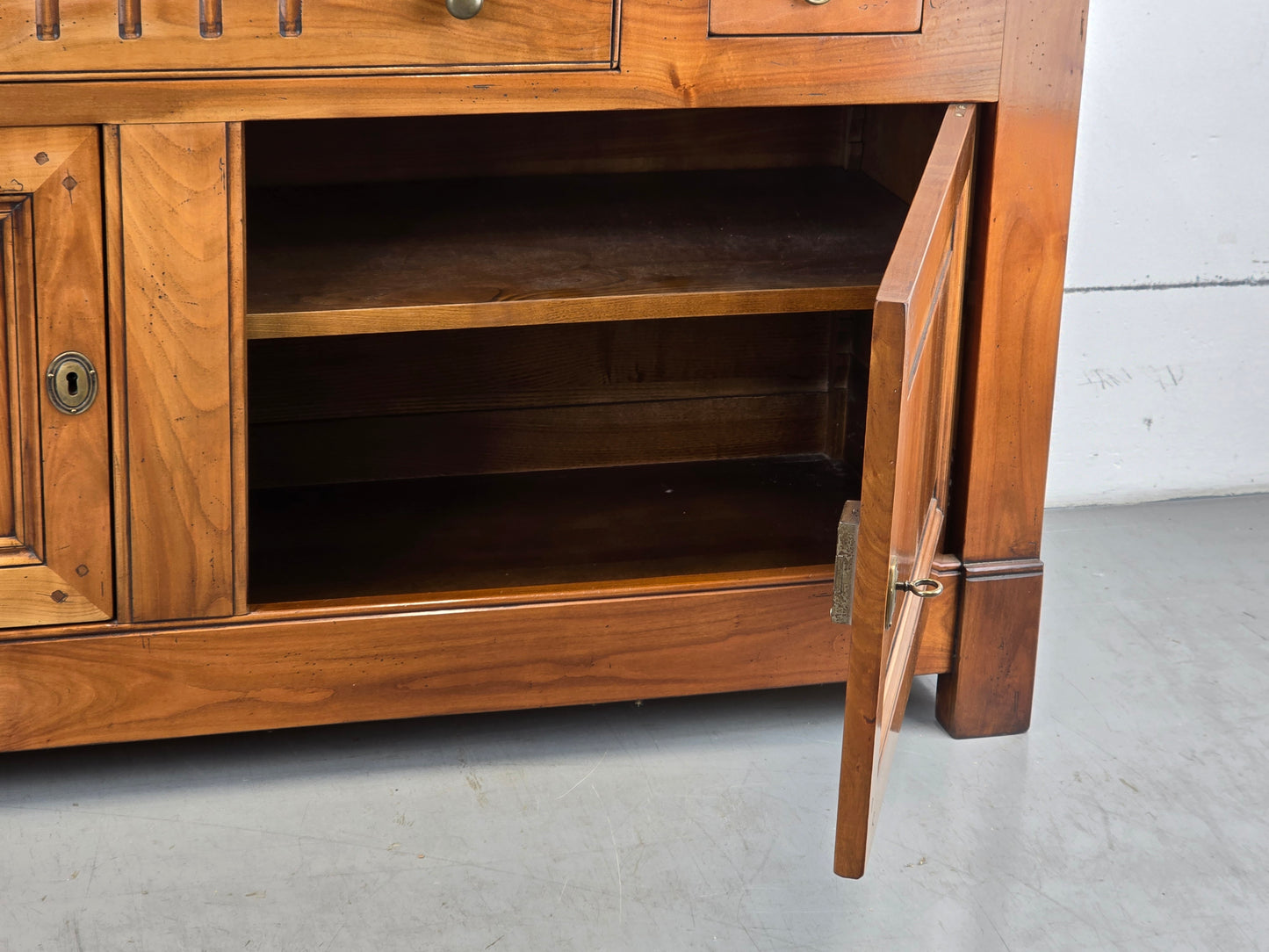 DOMICIL SIDEBOARD vintage nussbaum holz kommode tv board anrichte mediterran