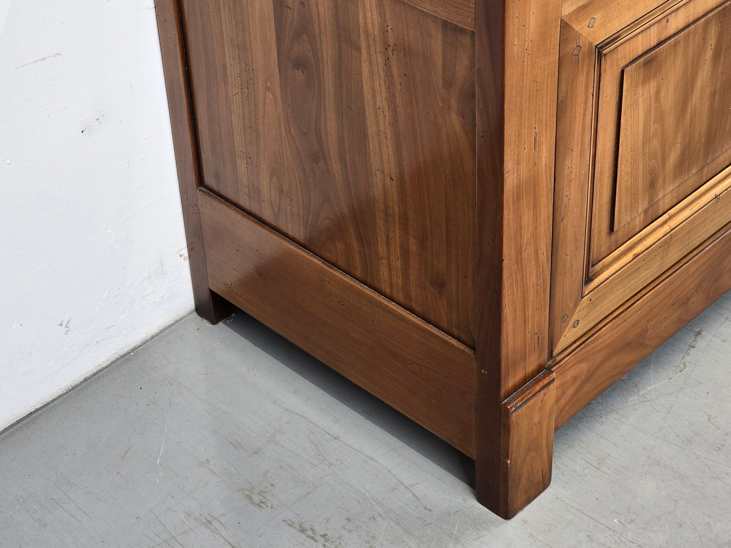 DOMICIL SIDEBOARD vintage nussbaum holz kommode tv board anrichte mediterran