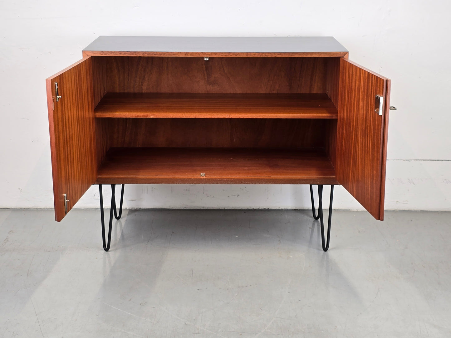 MID CENTURY TEAK SIDEBOARD vintage kommode tv board holz 1960er Jahre