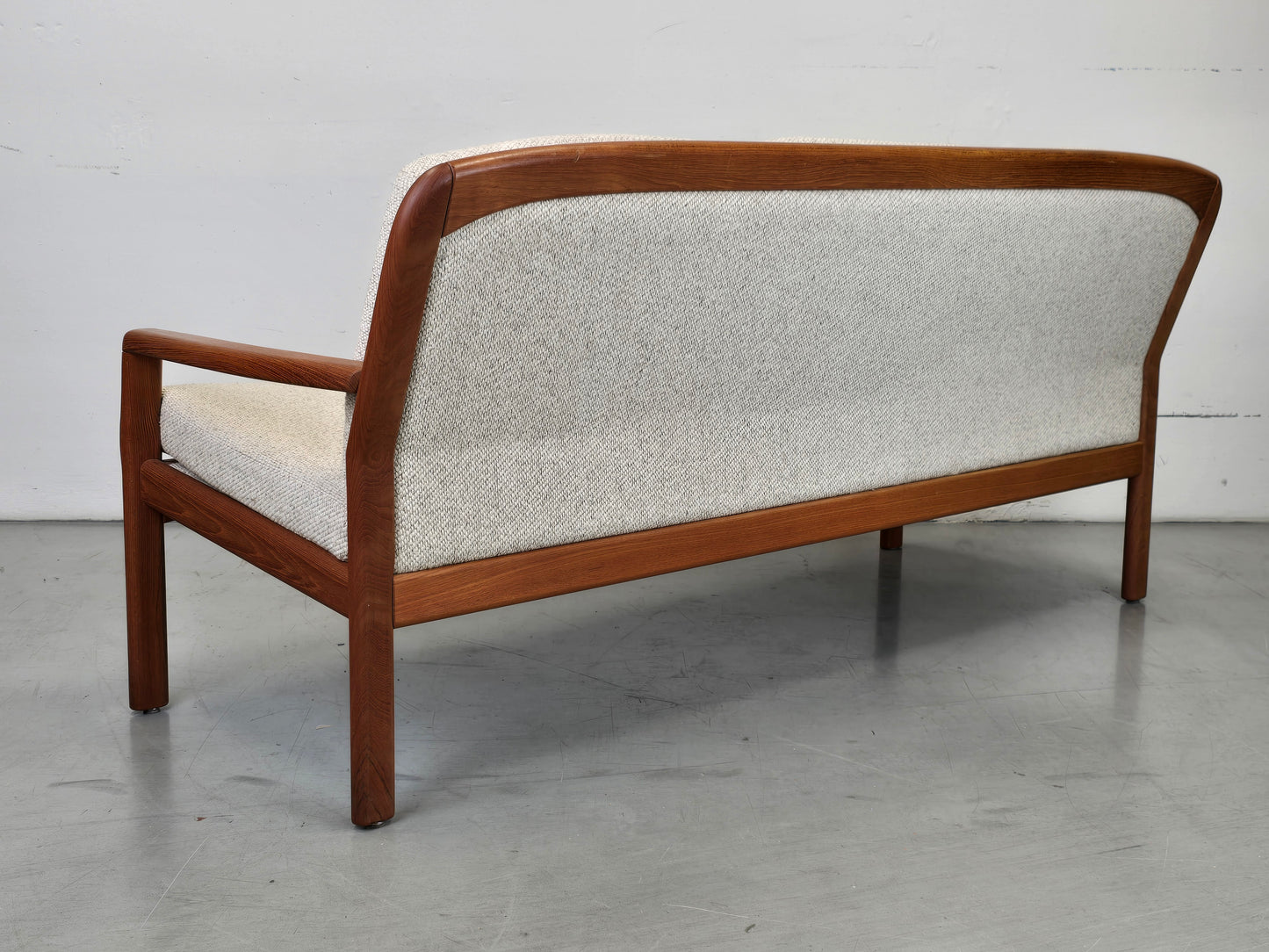 DYRLUND TEAK SOFA danish teak holz vintage couch wolle 1960er mid century