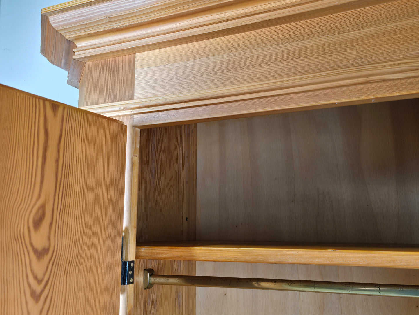 VINTAGE BAUERSCHRANK vollholz holz schrank kleiderschrank weichholz