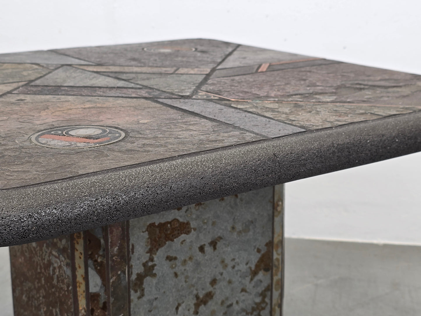 PAUL KINGMA COUCHTISCH tisch wohnzimmer brutalistisch beistelltisch stein