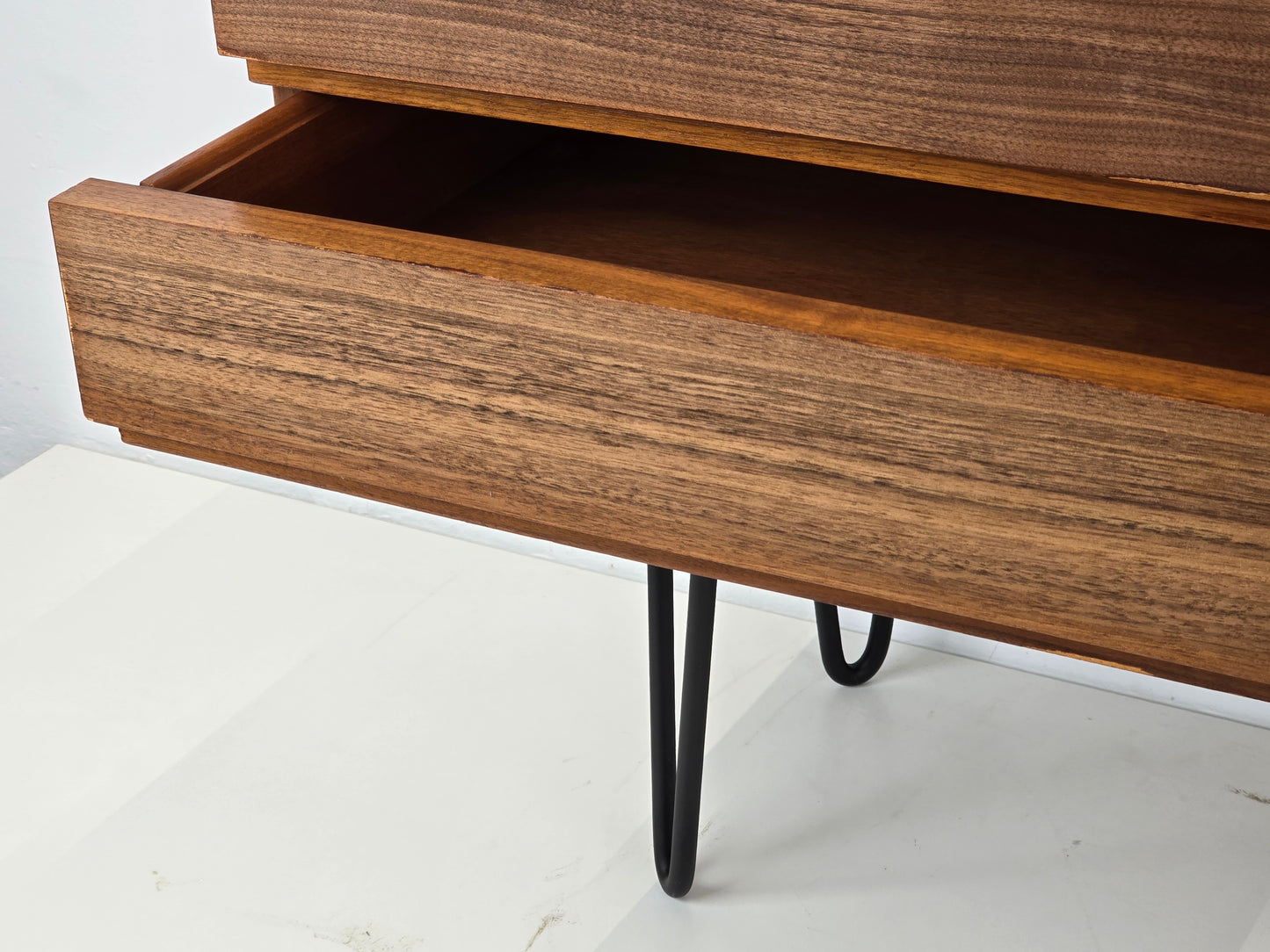 MID CENTURY SIDEBOARD nussbaum holz kommode schubladen tv board