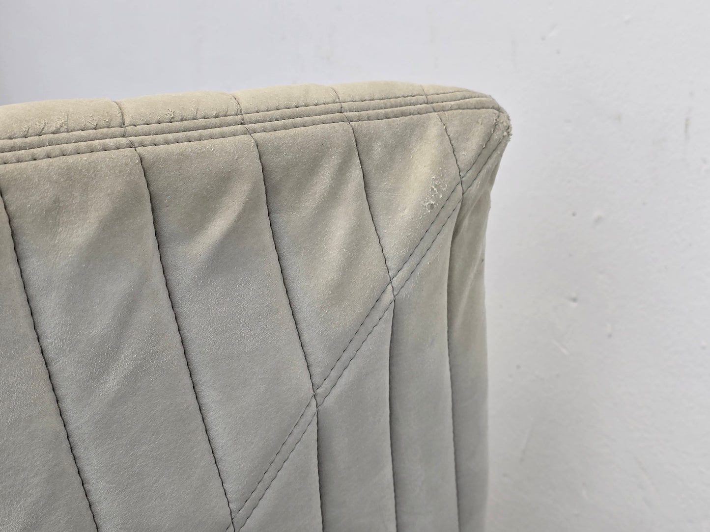 LIGNE ROSET FACETT SESSEL tv stuhl designer stoff space age hocker weißgrau