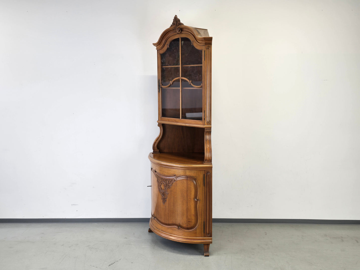 ANTIKER ECKSCHRANK Barock Vitrine Nussbaum Louis XV Schrank Vintage