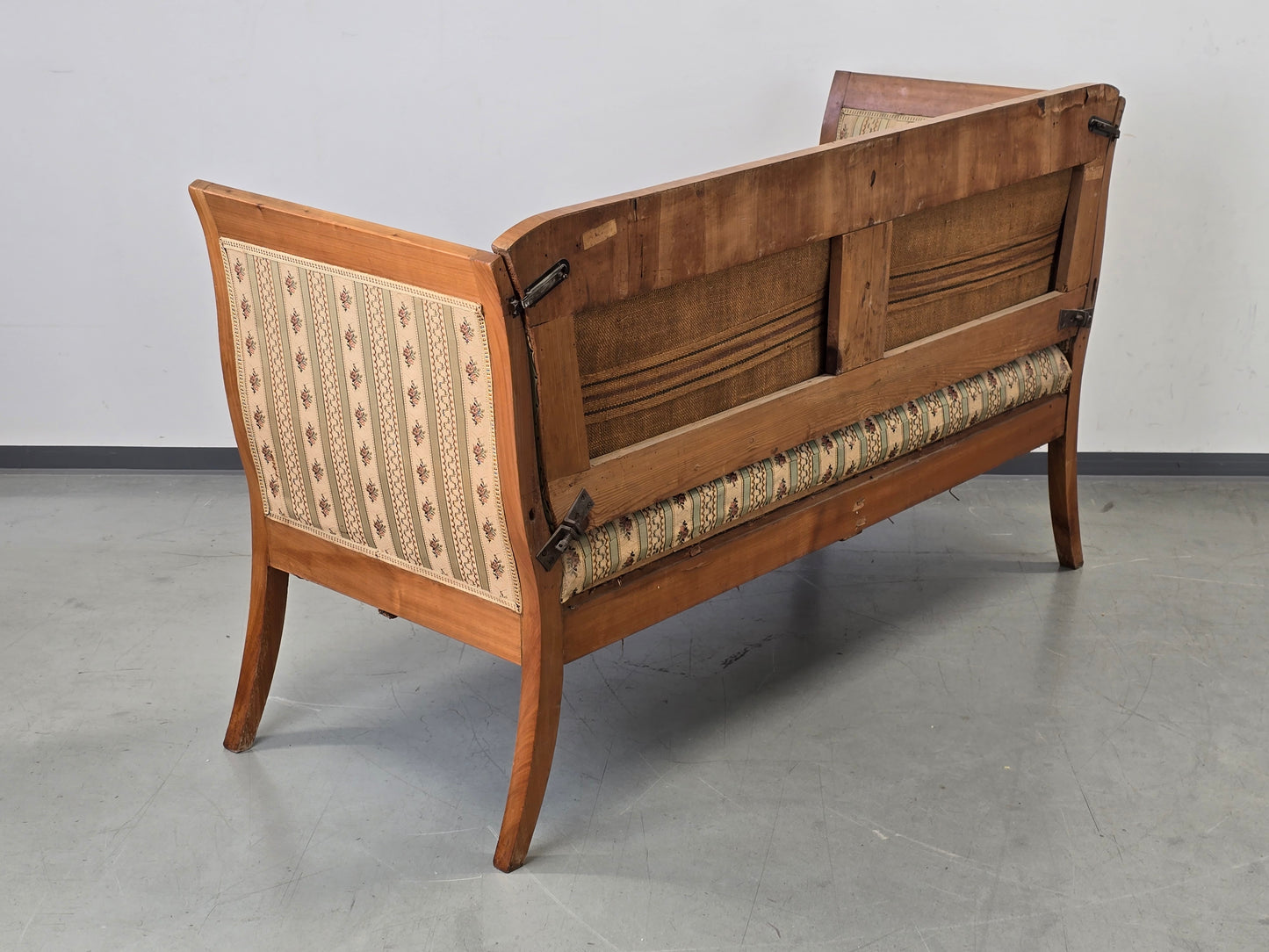 BIEDERMEIER SOFA Antik Couch Nussbaum Vintage Küchensofa Bank Klassisch Retro