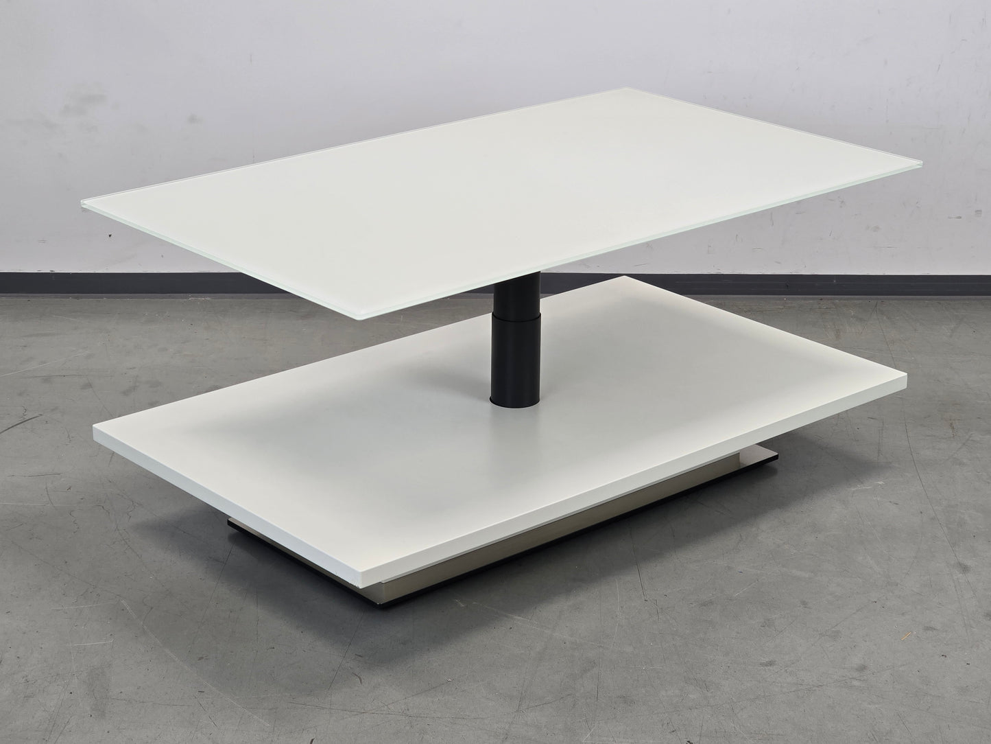 HÜLSTA COUCHTISCH CT 110 höhenverstellbar Glas weiß Liftfunktion Design