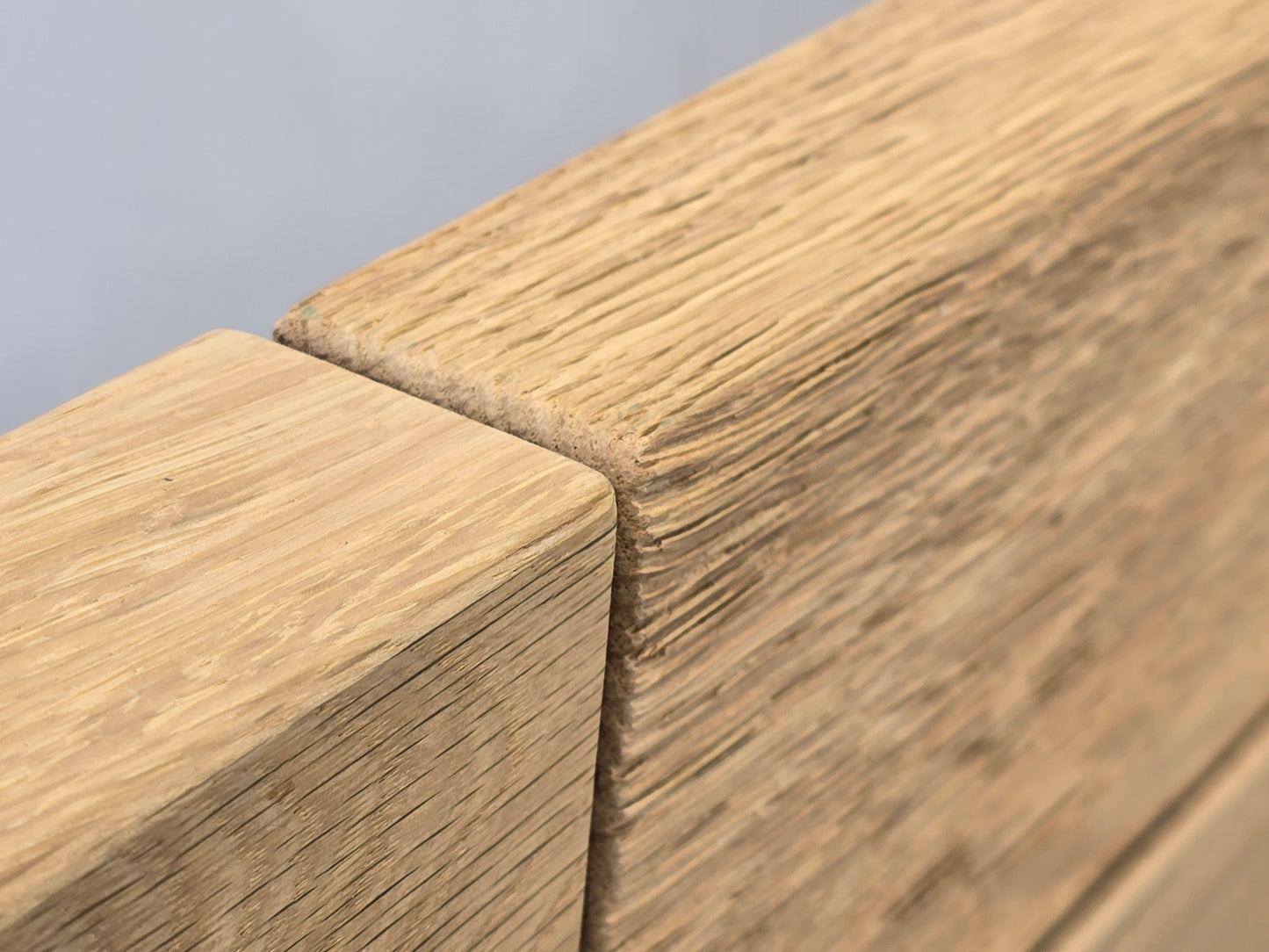 VOGLAUER BETT V-Montanara Wildeiche holz eiche doppelbett Massivholz 200x200 Spaltholz Design