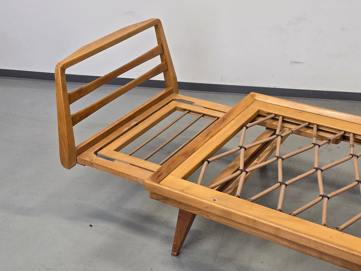 KNOLL ANTIMOTT SOFA Couch Holz Gestell Daybed Schlafsofa Vintage