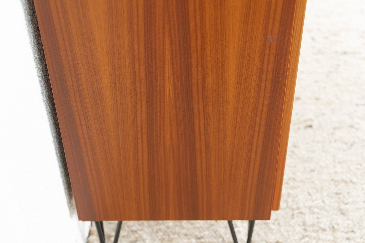 Vitrine Schrank Mid Century Nuss Holz Vintage