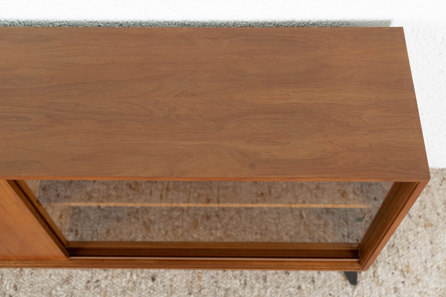 Lothar Wegner Vintage Sideboard Mid Century Holz Nuss Vitrine Schiebetür