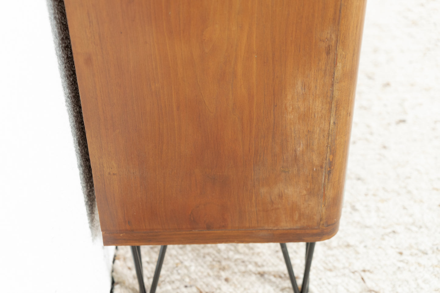 Vintage Schrank Vitrine Holz Nuss Kommode Massivholz Salbei