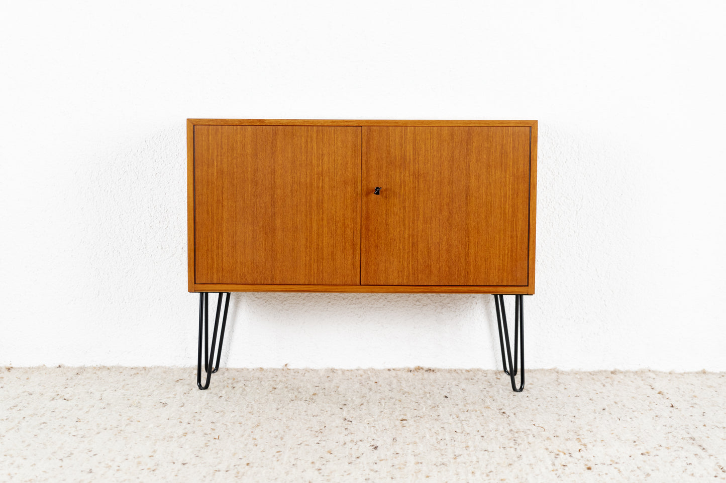 Vintage Sideboard Mid Century Teak Kommode danish hairpin pastell