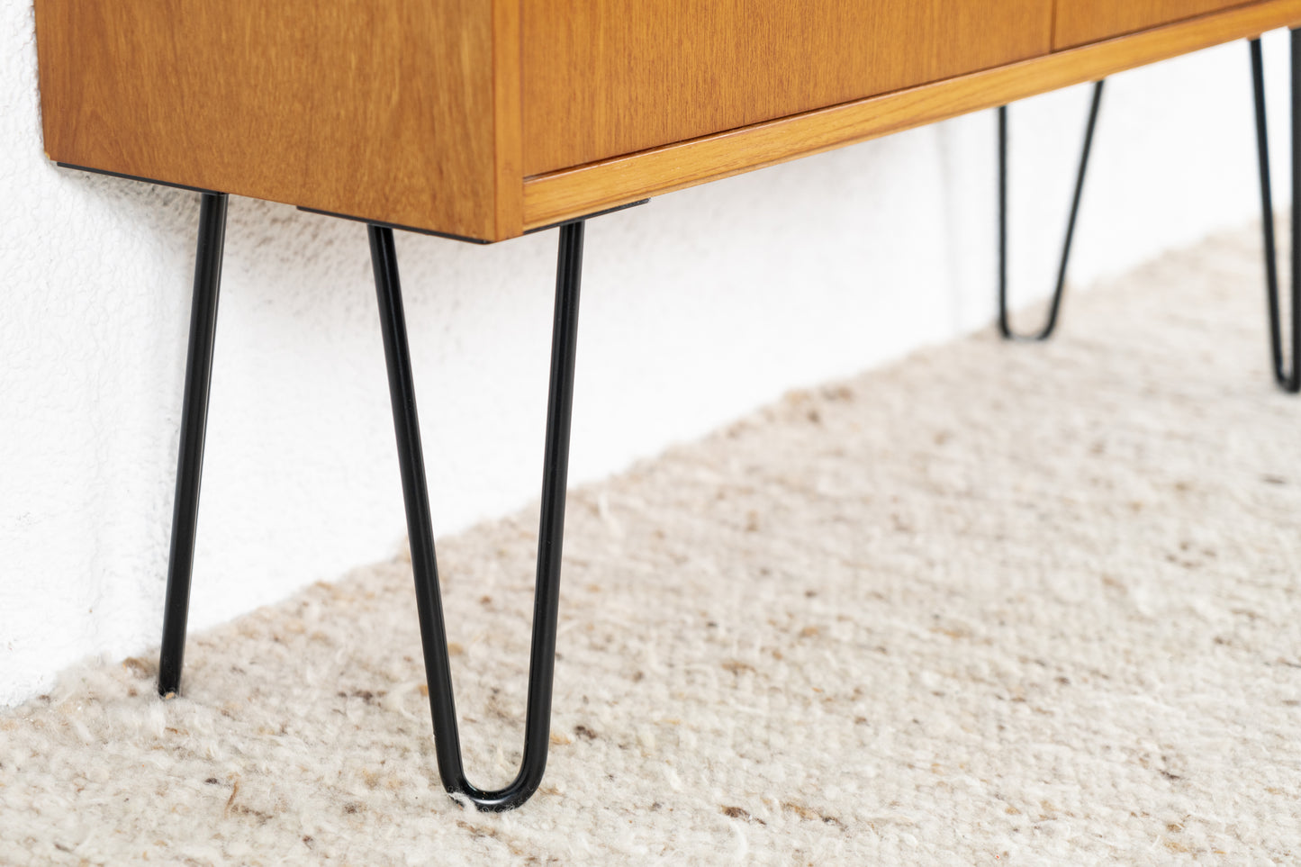 Vintage Sideboard Mid Century Teak Kommode danish hairpin pastell