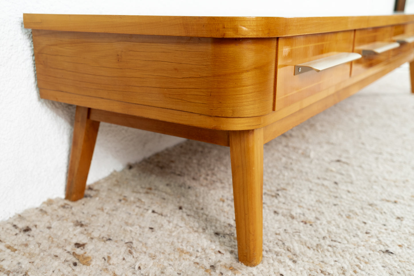Vintage Sideboard Kommode Lowboard Mid Century Holz Kirsch Schubladen messing pastell salbei
