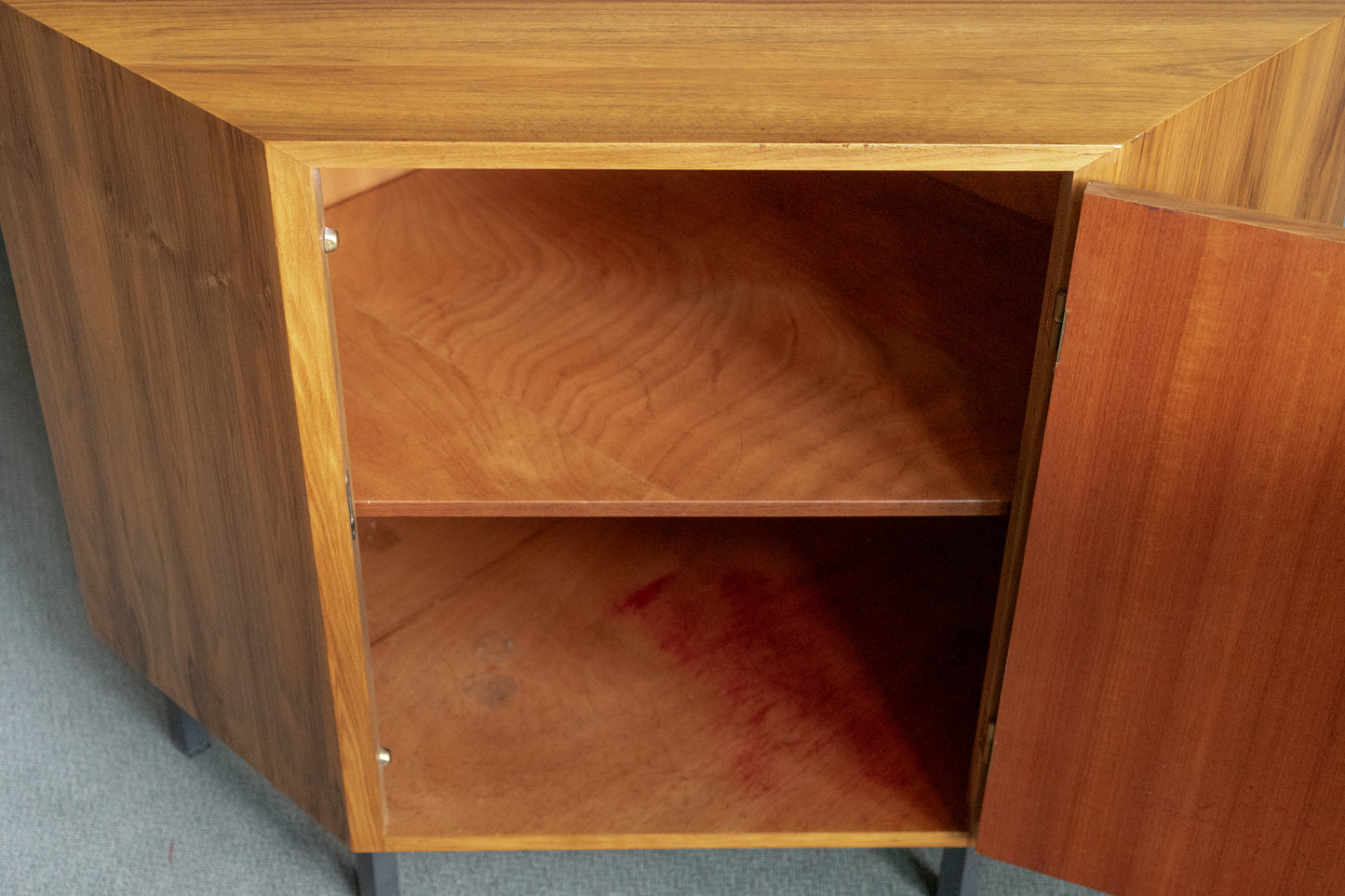 Vintage Eckschrank Kommode Mid Century Holz Nuss Eckkommode