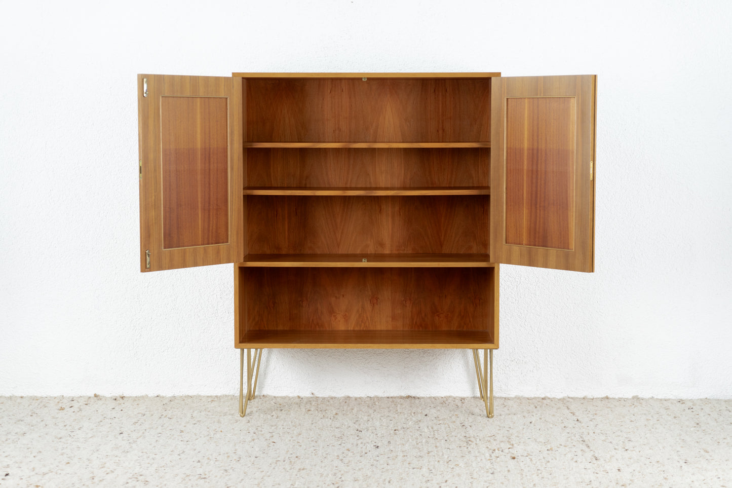Vintage Kommode Schrank Holz Nuss Geflecht 60s 1960 Pastell Kleider Büro Küche