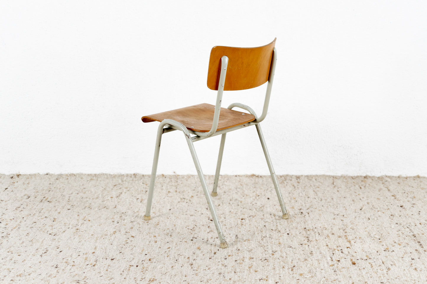 Vintage Stuhl Schulstuhl Metall Holz Industrial Bundeswehr Werkstatt