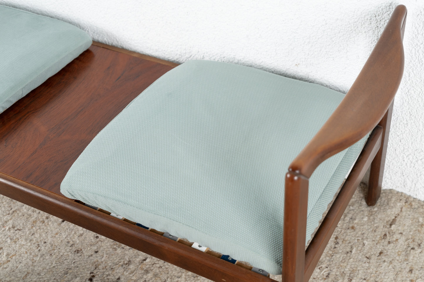 Vintage Sofa Zweisitzer Beistelltisch Wartezimmer Sessel Chaise Longue Coffeetable